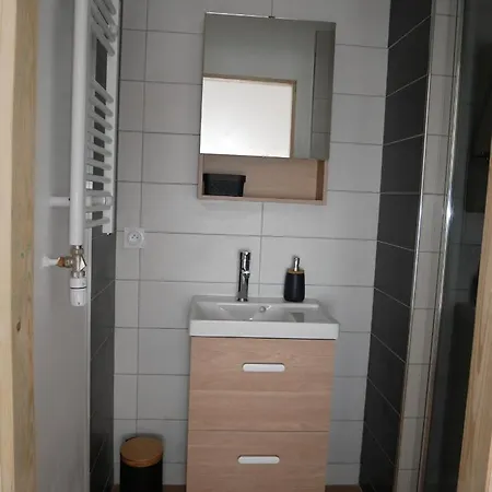 Apartment T2, Au Calme. La Roche-sur-Yon