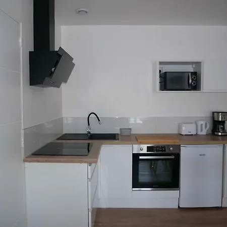 T2, Au Calme. Appartement *